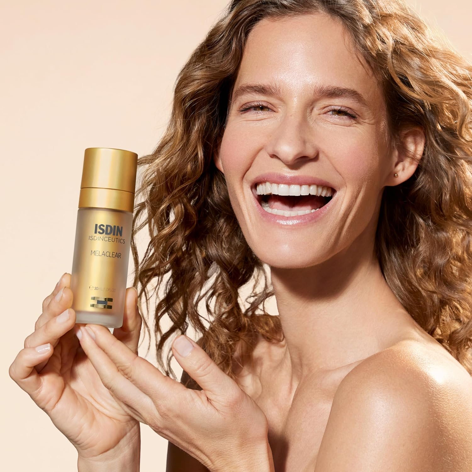 ISIDN Isdinceutics Melaclear Sérum Antimanchas con Ácido Tranexámico y Niacinamida, Reduce las Manchas de la Piel Rápidamente, 1,8% 30 ml - Imagen 2